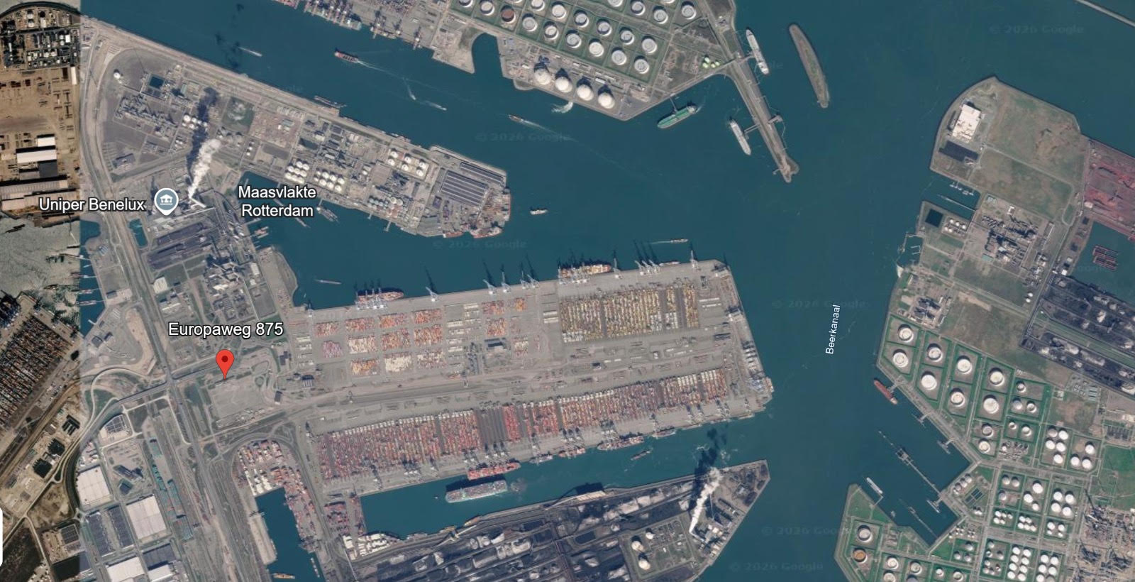 Satellite view of the Maasvlakte, Rotterdam, with a pin marking Hanno Rotterdam BV at Europaweg 875